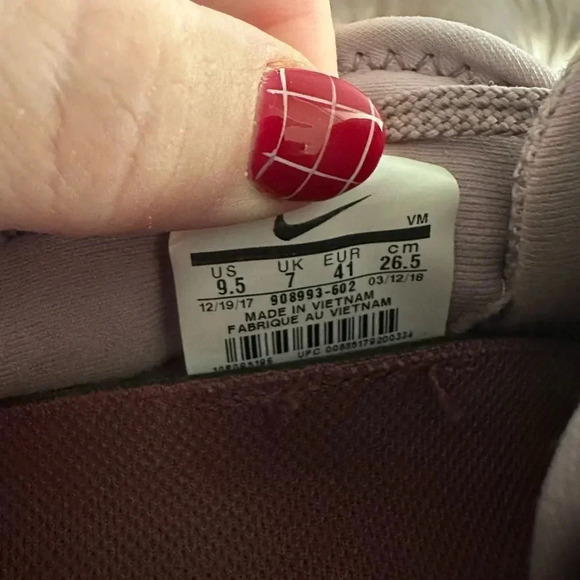 NIKE Air Max Sequent 3 Elemental Rose 2018 SIZE 9.5 - Picture 7 of 8